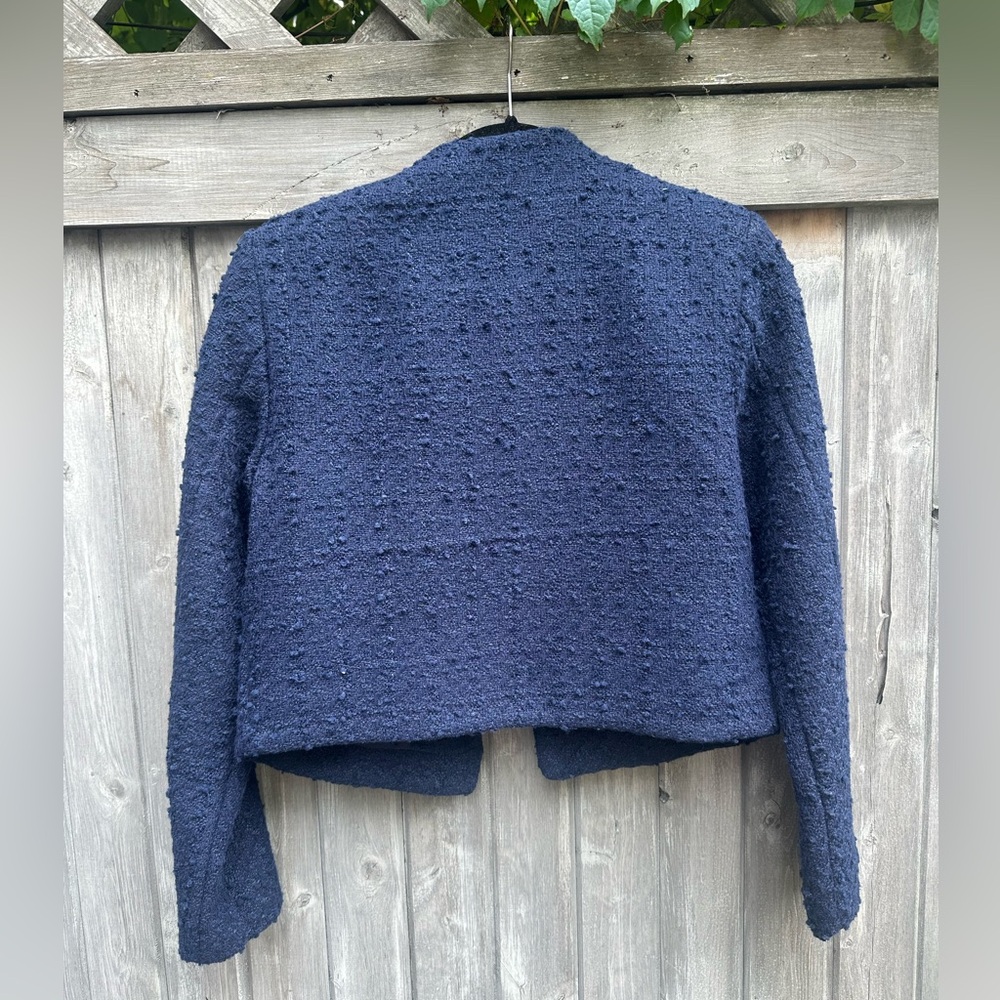 Abercrombie & Fitch Navy Bouclé Crop Jacket with Gold Buttons - Picture 2 of 5